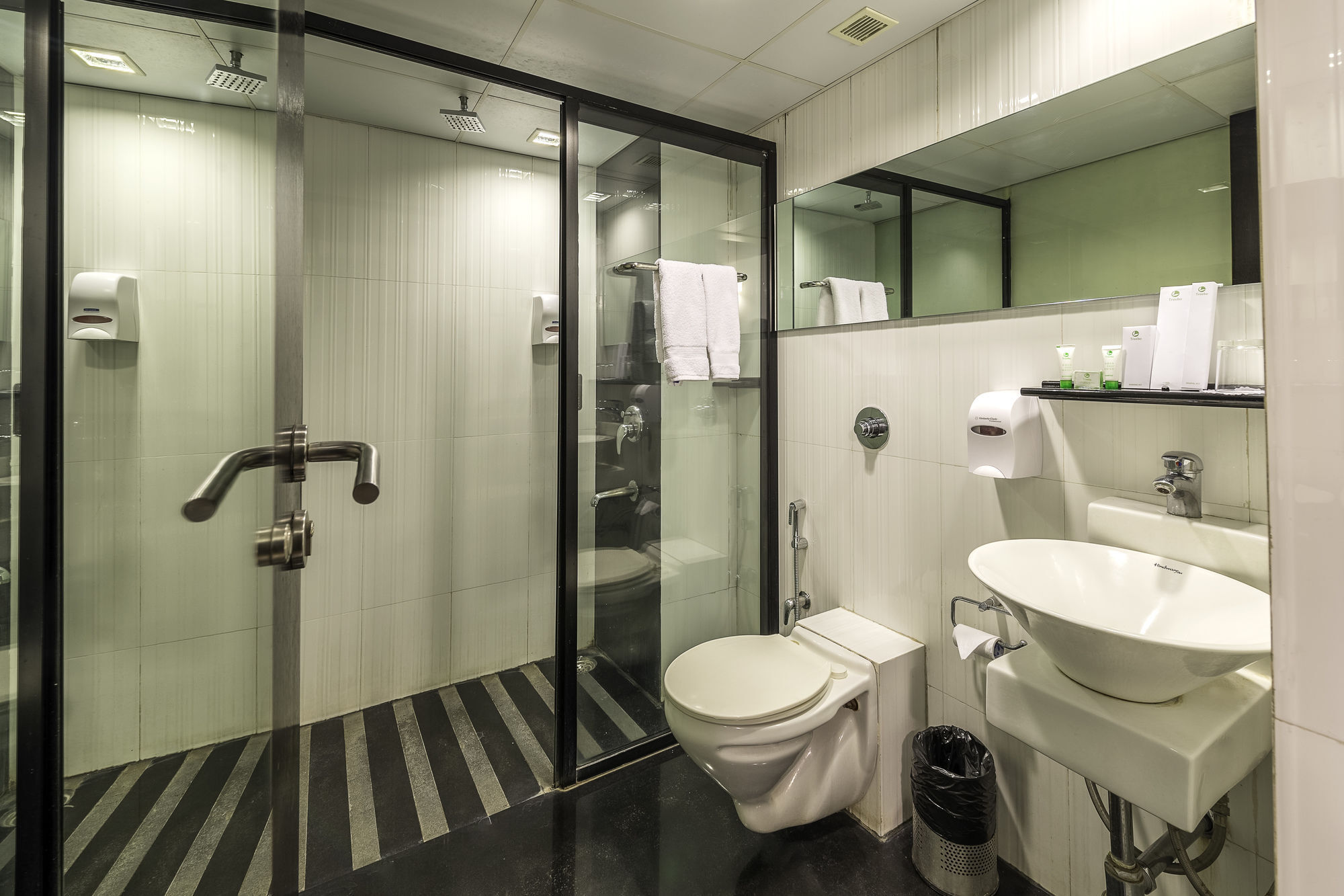 Treebo Trend Spektrum Suites ไมซอร์ ภายนอก รูปภาพ