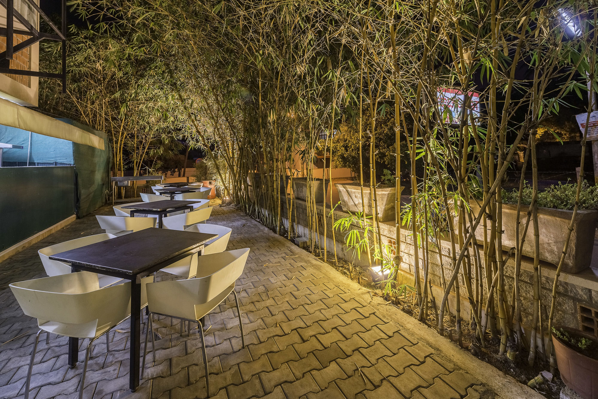 Treebo Trend Spektrum Suites ไมซอร์ ภายนอก รูปภาพ