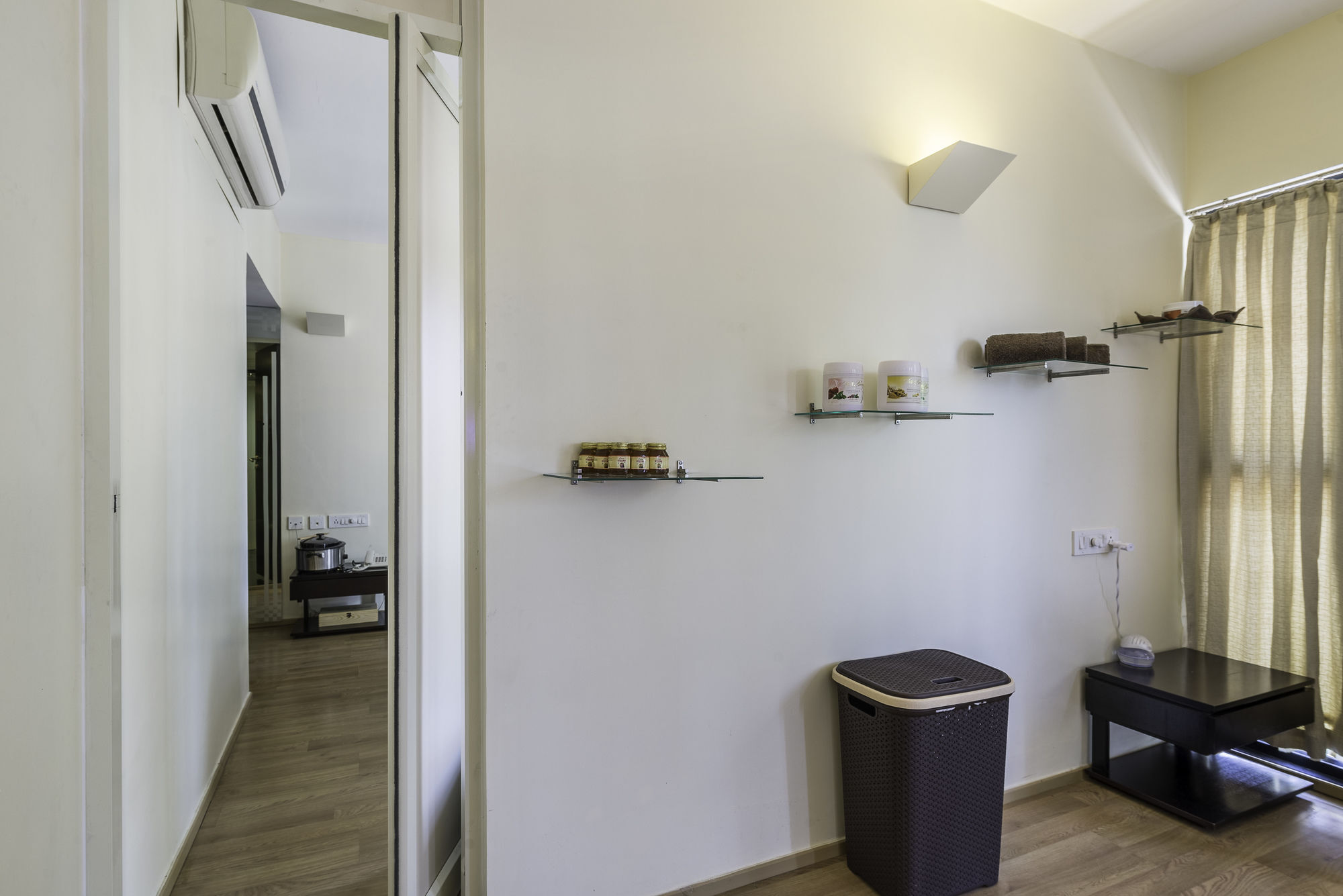Treebo Trend Spektrum Suites ไมซอร์ ภายนอก รูปภาพ